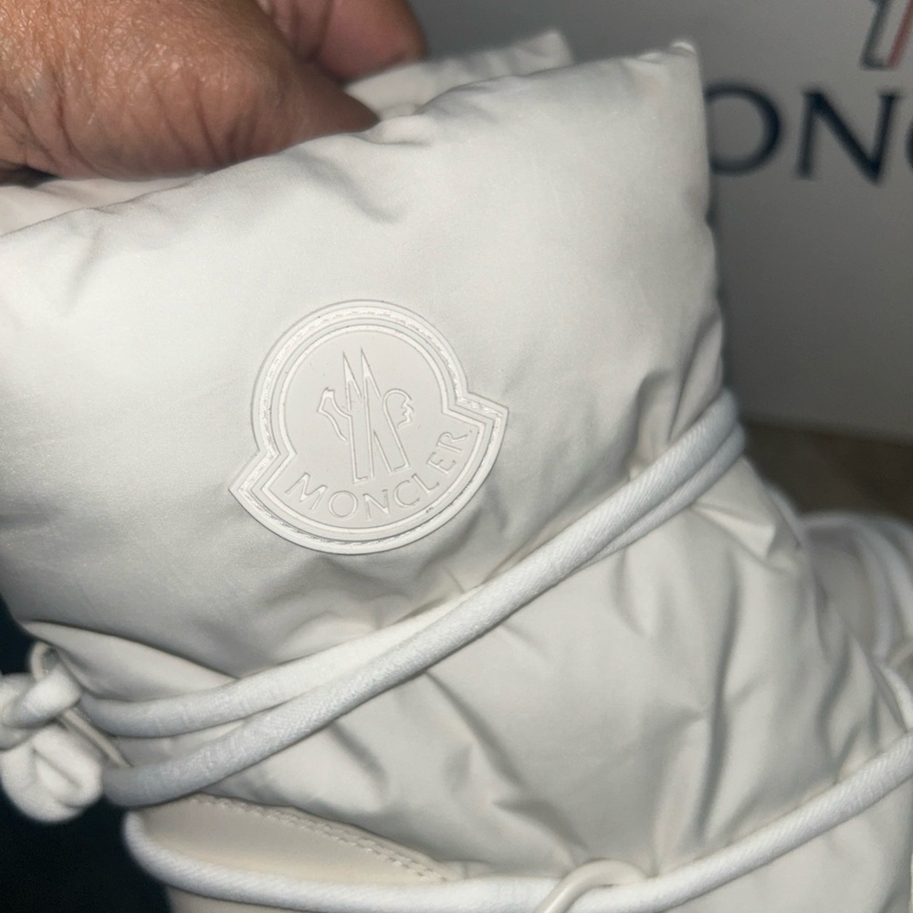 new Moncler Women's Resile Apres Ankle Tie light beige Boots Sz 38.5 - Picture 6 of 16